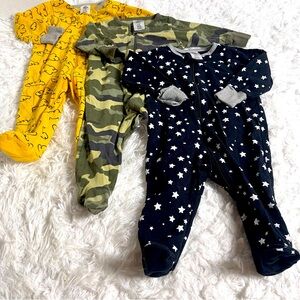 Gerber baby brand | 0-3 M baby boy footies bundle